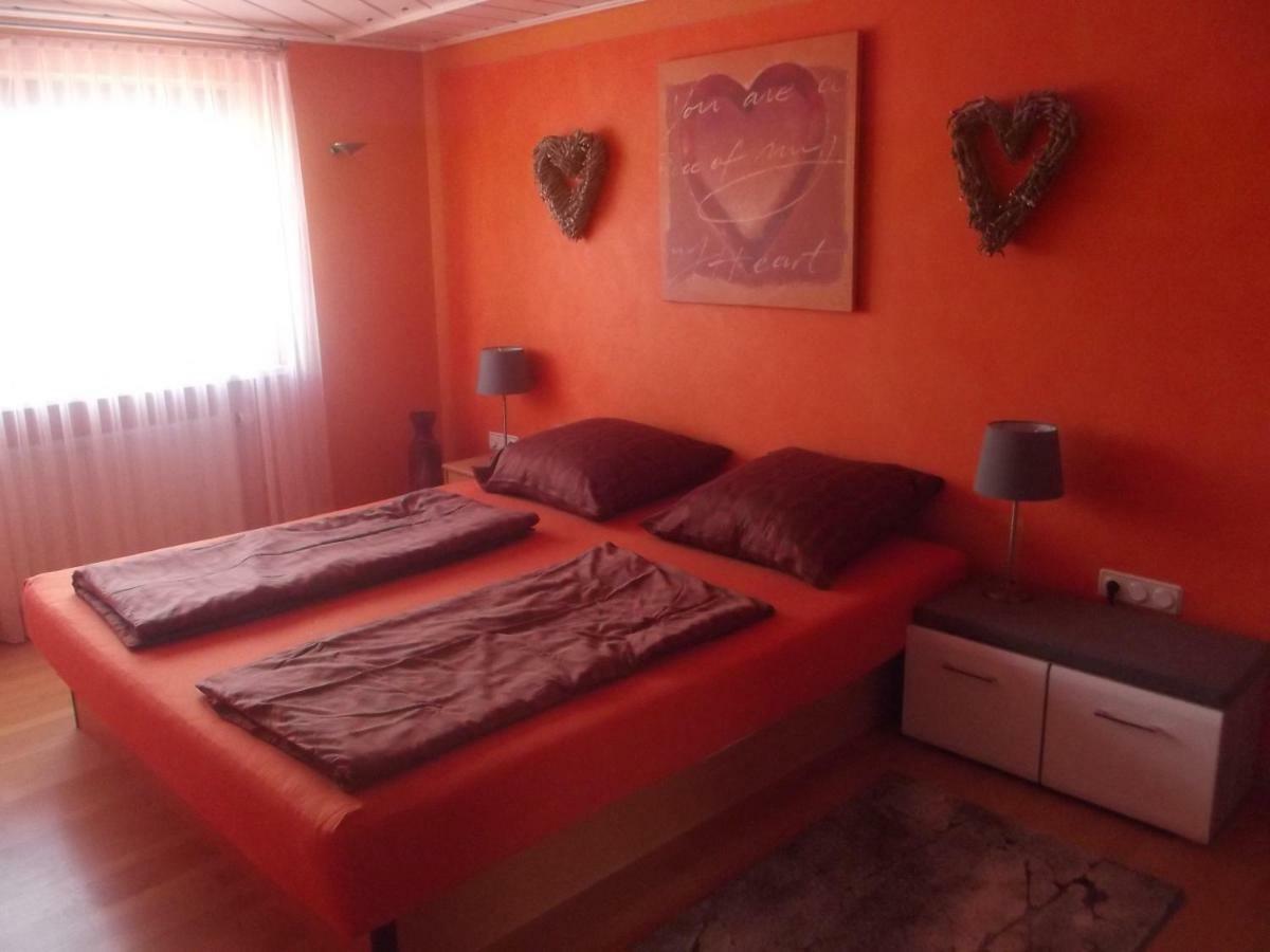 Ferienwohnung In Puschendorf Exteriör bild